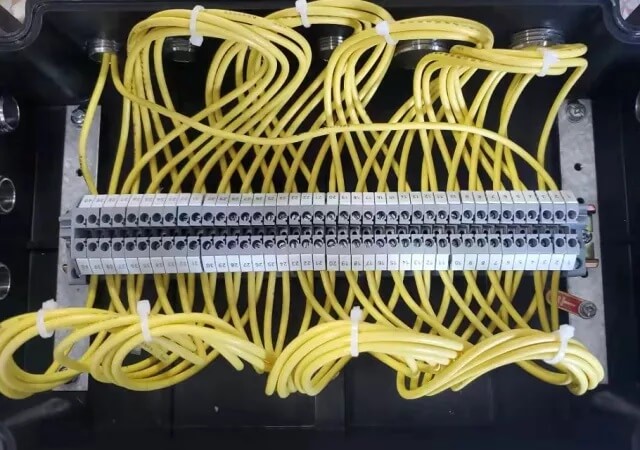 內(nèi)部接線示意圖