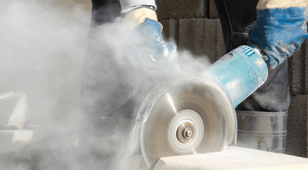 安裝在爆炸性粉塵環(huán)境中使用的設(shè)備分為Da、Db、Dc級(jí)